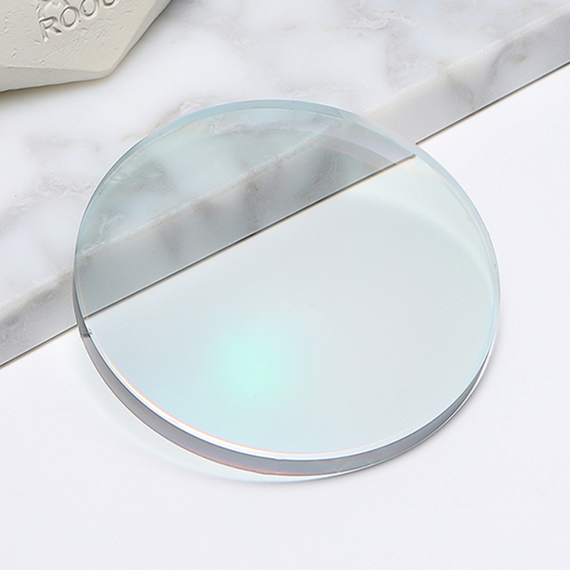 Thấu kính quang điện khối xanh 1.67 HMC/SHMC