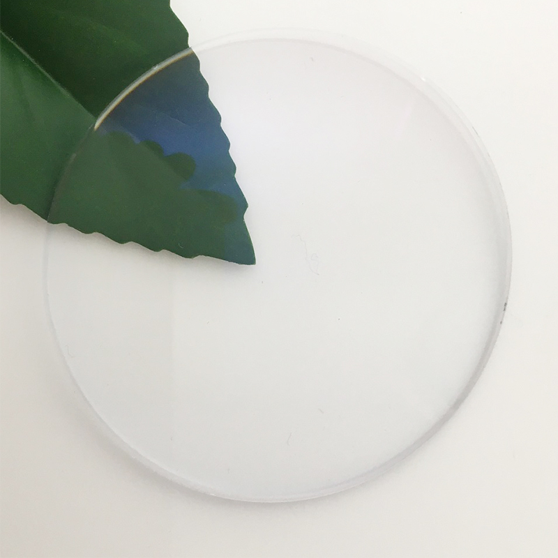 Ống kính khối màu xanh 1.67 HMC/SHMC