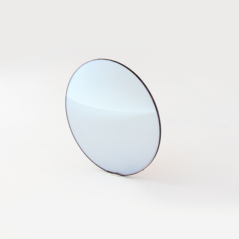 Ống kính phân cực 1,60